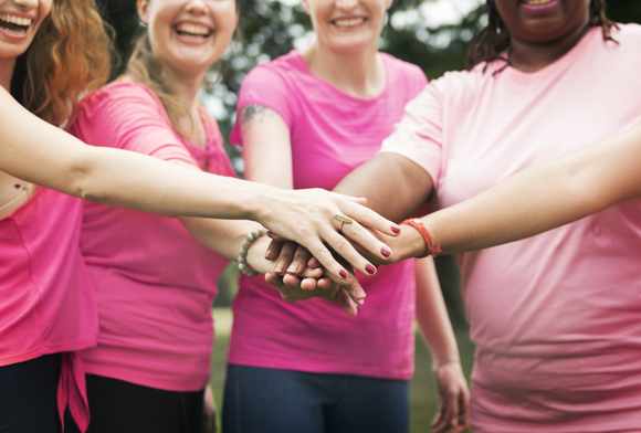 femmes-luttant-contre-le-cancer-du-sein (1)